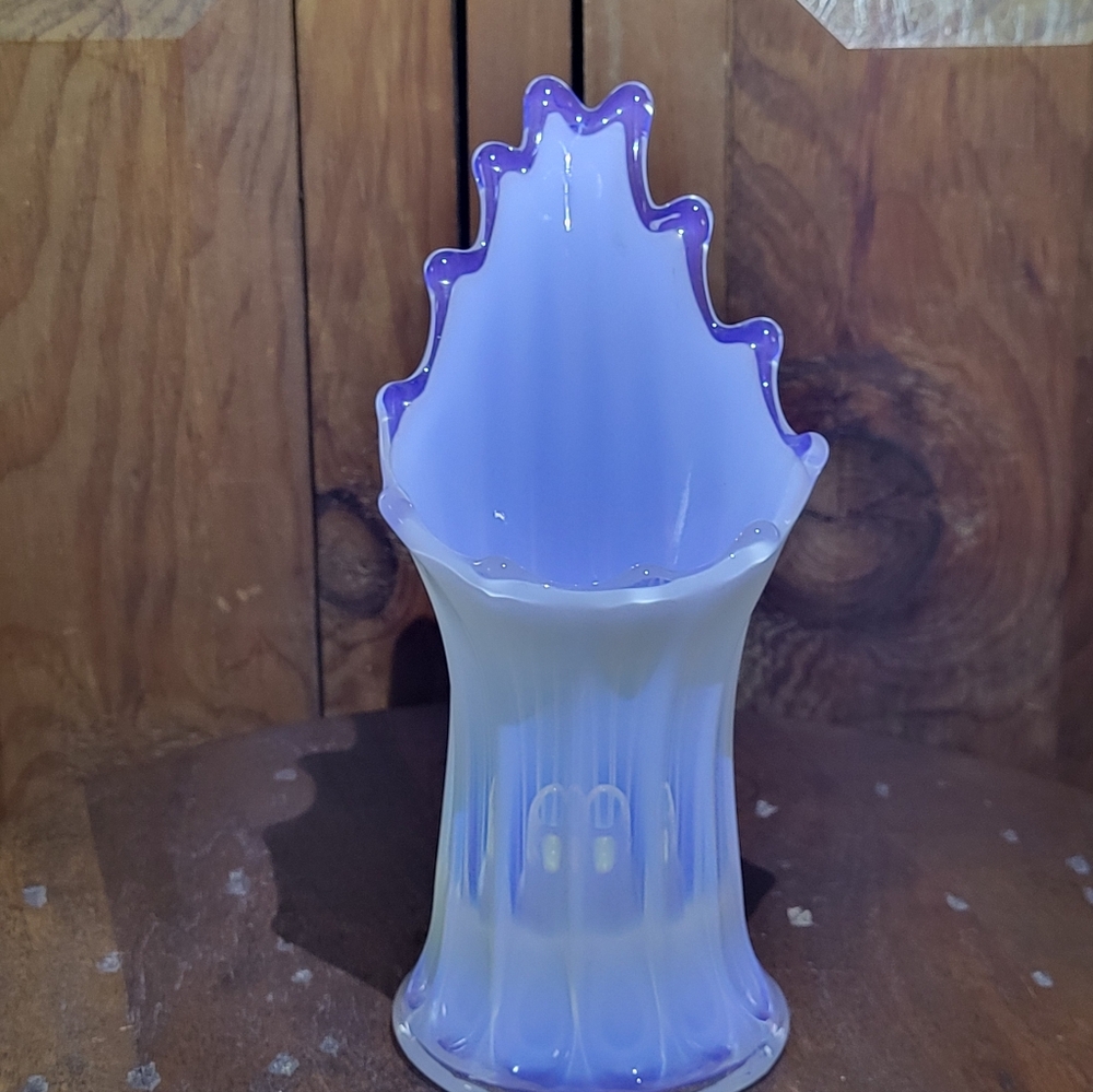 Fostoria "Heirloom" opalescent glass candleholder - Picture 5 of 17